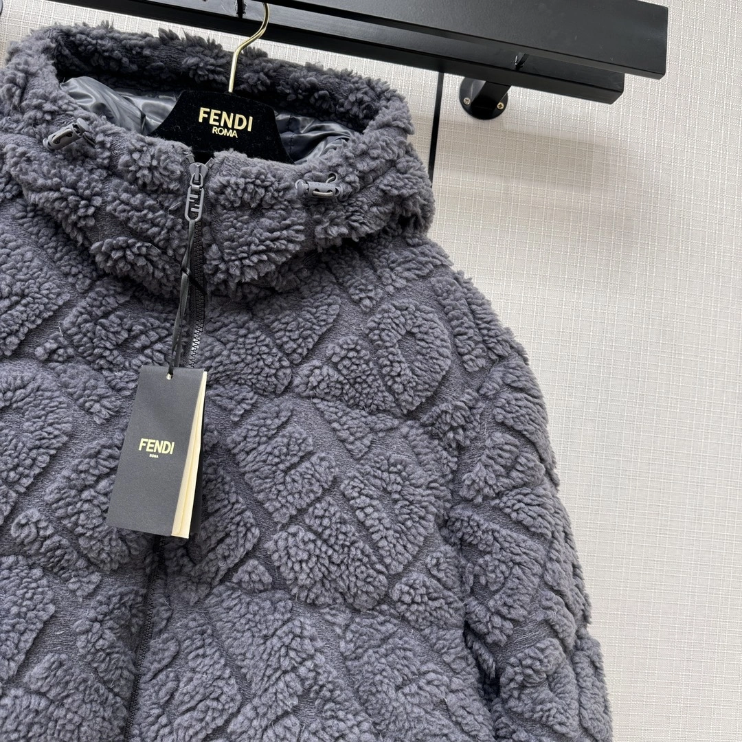 Fendi Down Jackets Resilient 123493