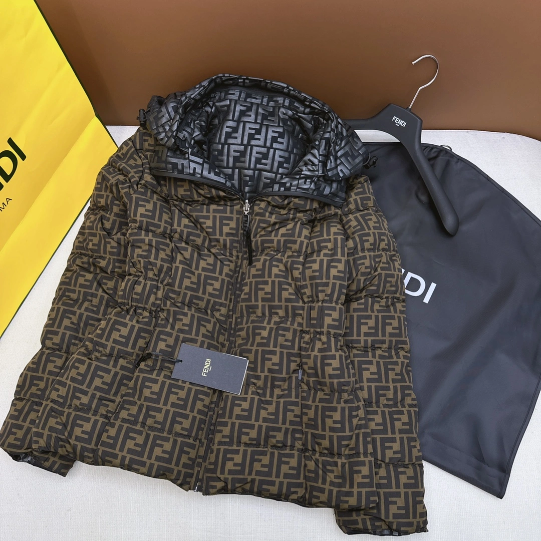 ComfortFit Fendi Down Jackets 123475