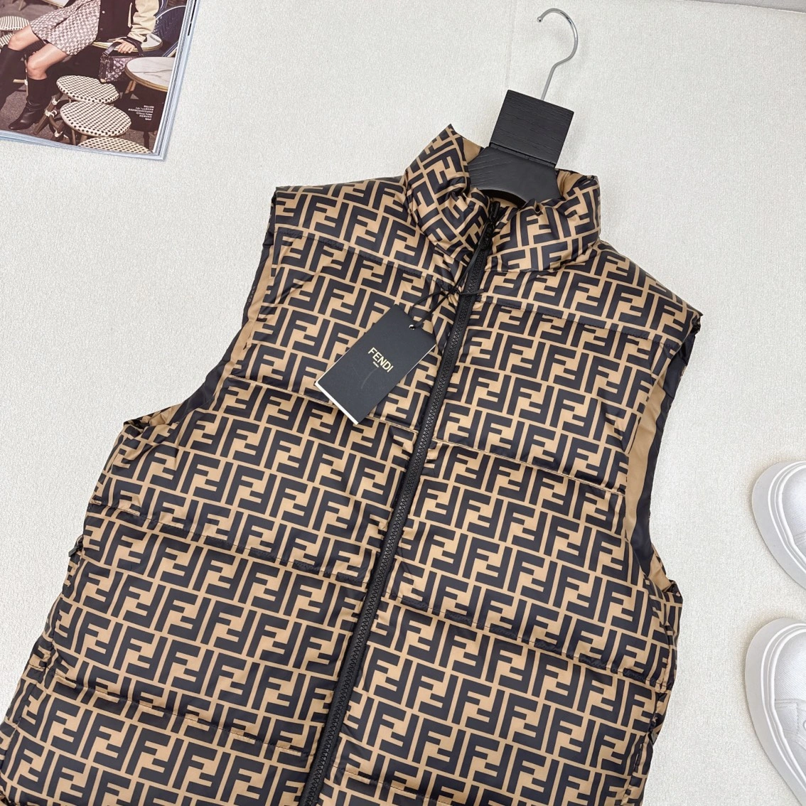 UrbanChic Fendi Down Jackets 120367