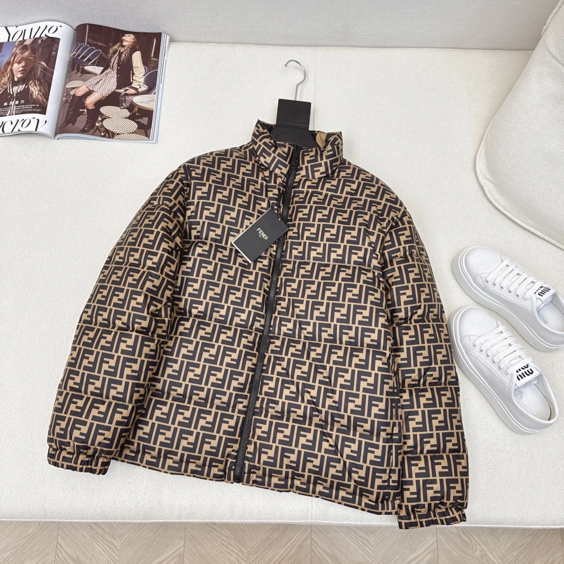 Lightweight Fendi Down Jackets 123471