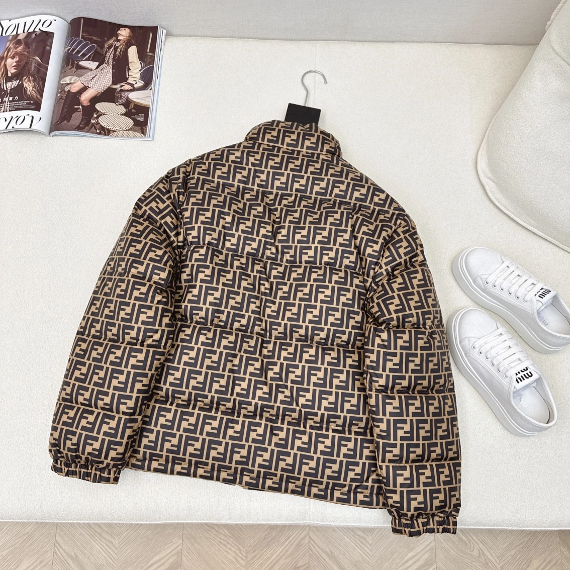 Lightweight Fendi Down Jackets 123471