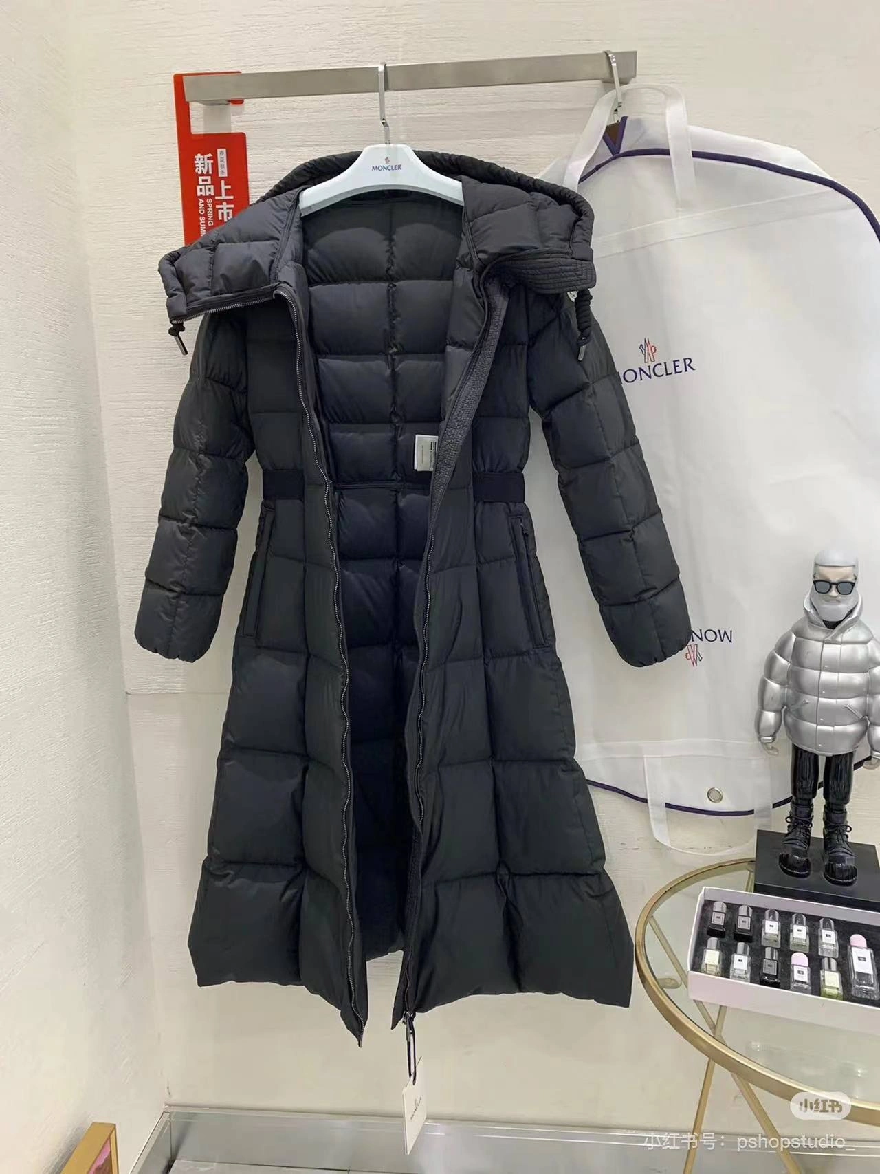 Breathable Fendi Down Jackets 123473