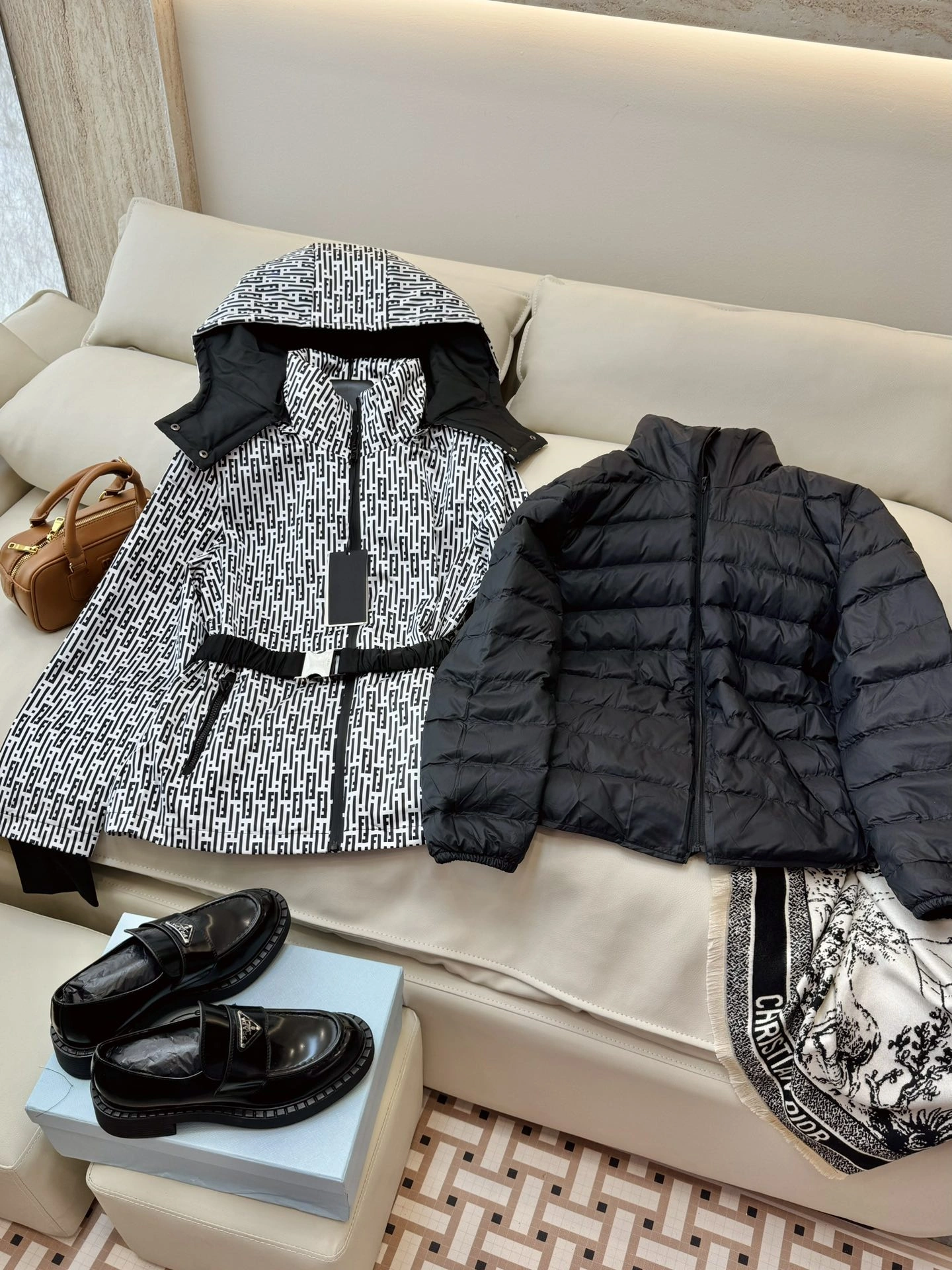 Fendi Down Jackets Trendsetting 123485