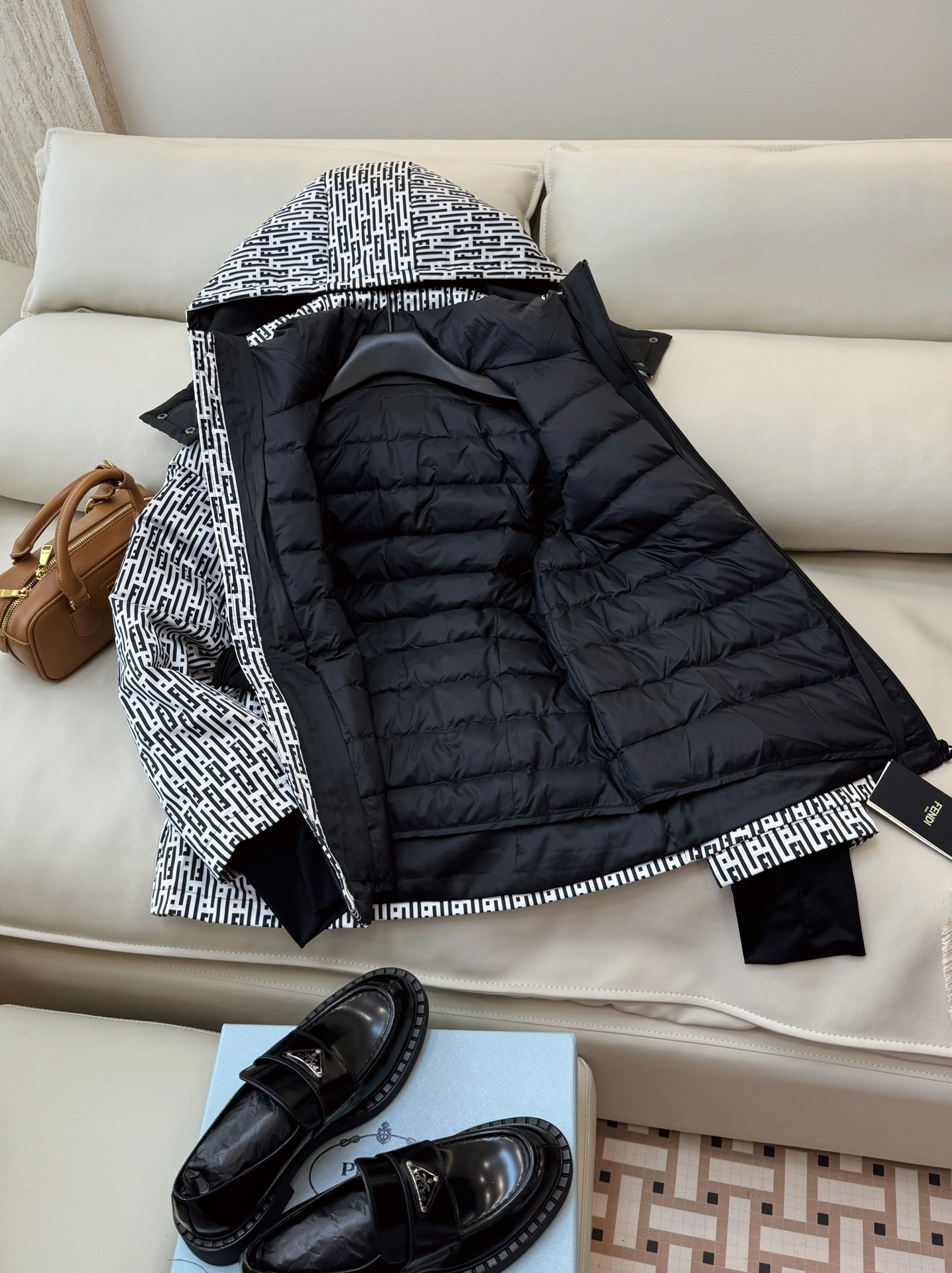 Fendi Down Jackets Trendsetting 123485