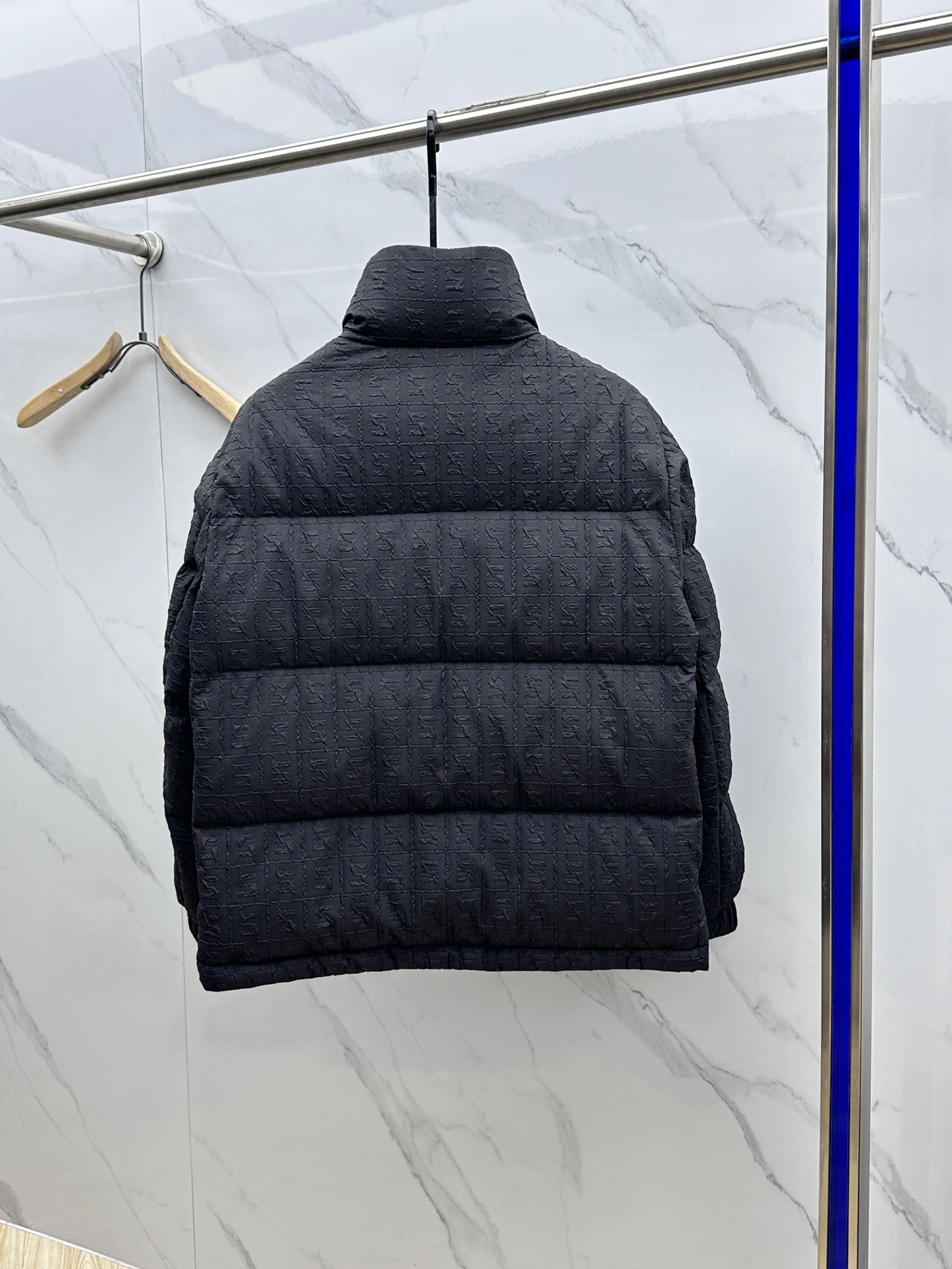 MoistureWicking Fendi Down Jackets 123474