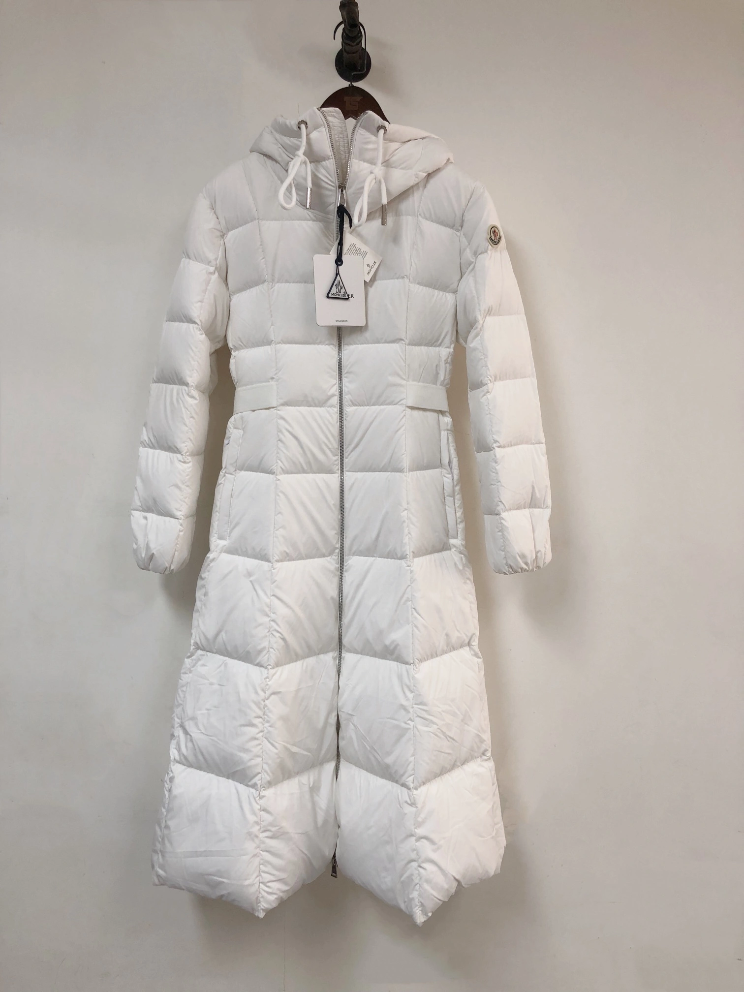 Fendi Down Jackets Durable 123482