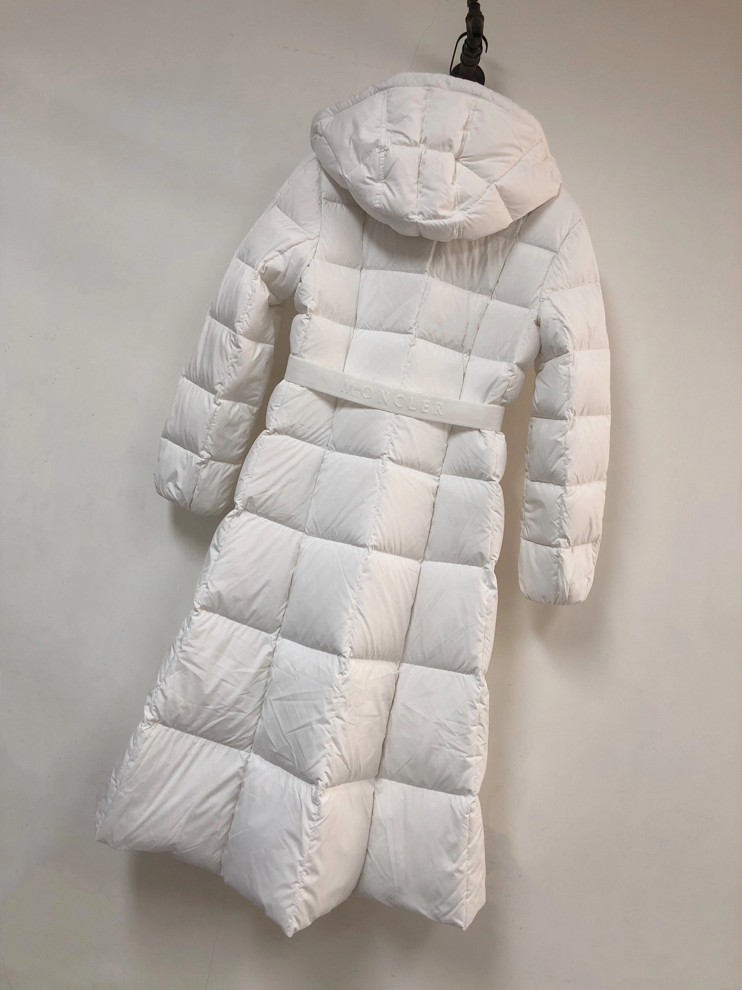 Fendi Down Jackets Durable 123482