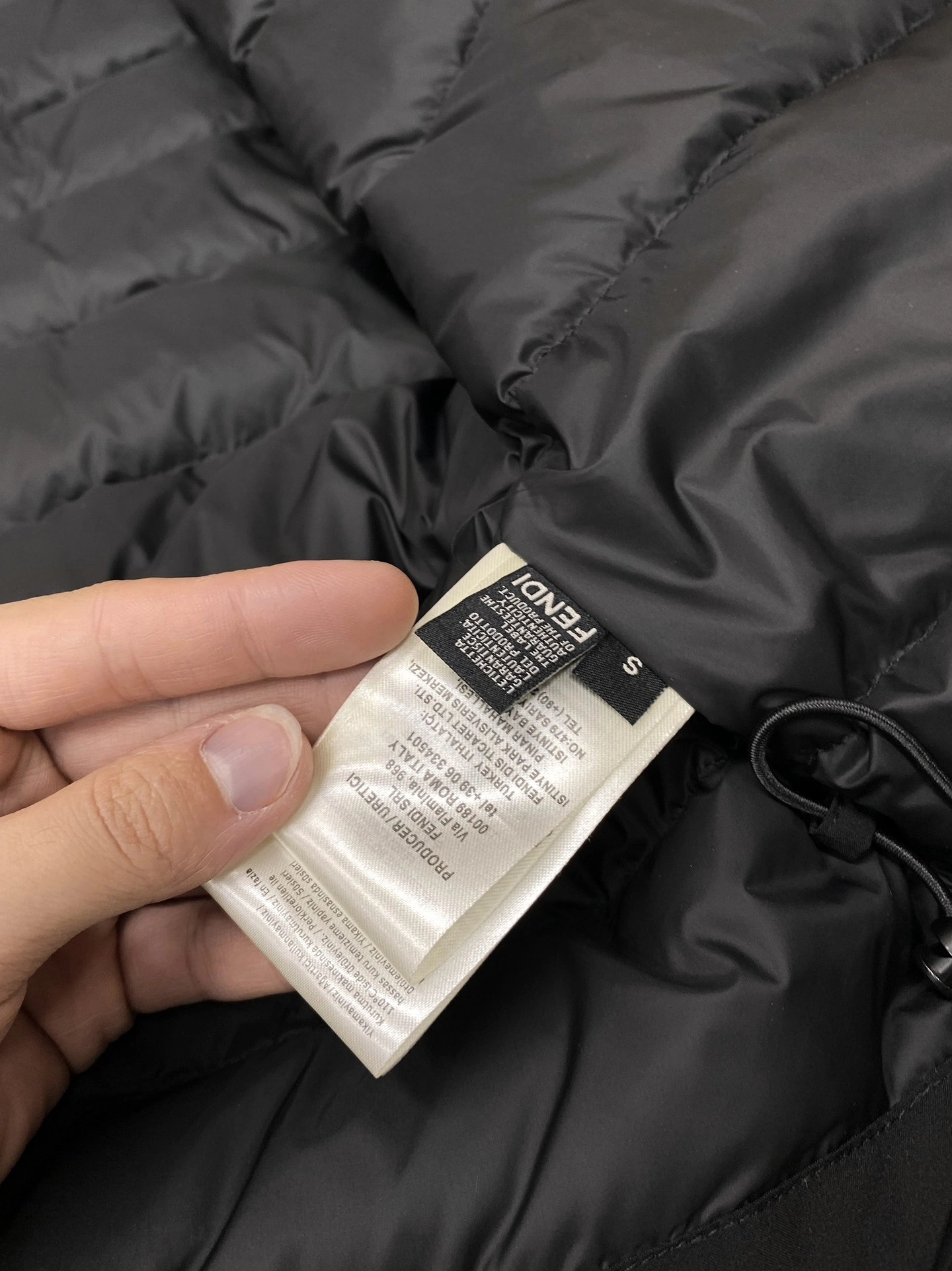 Seasonal Fendi Down Jackets 123491