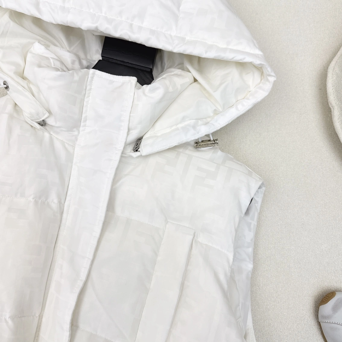 Fendi Down Jackets UrbanChic 123464
