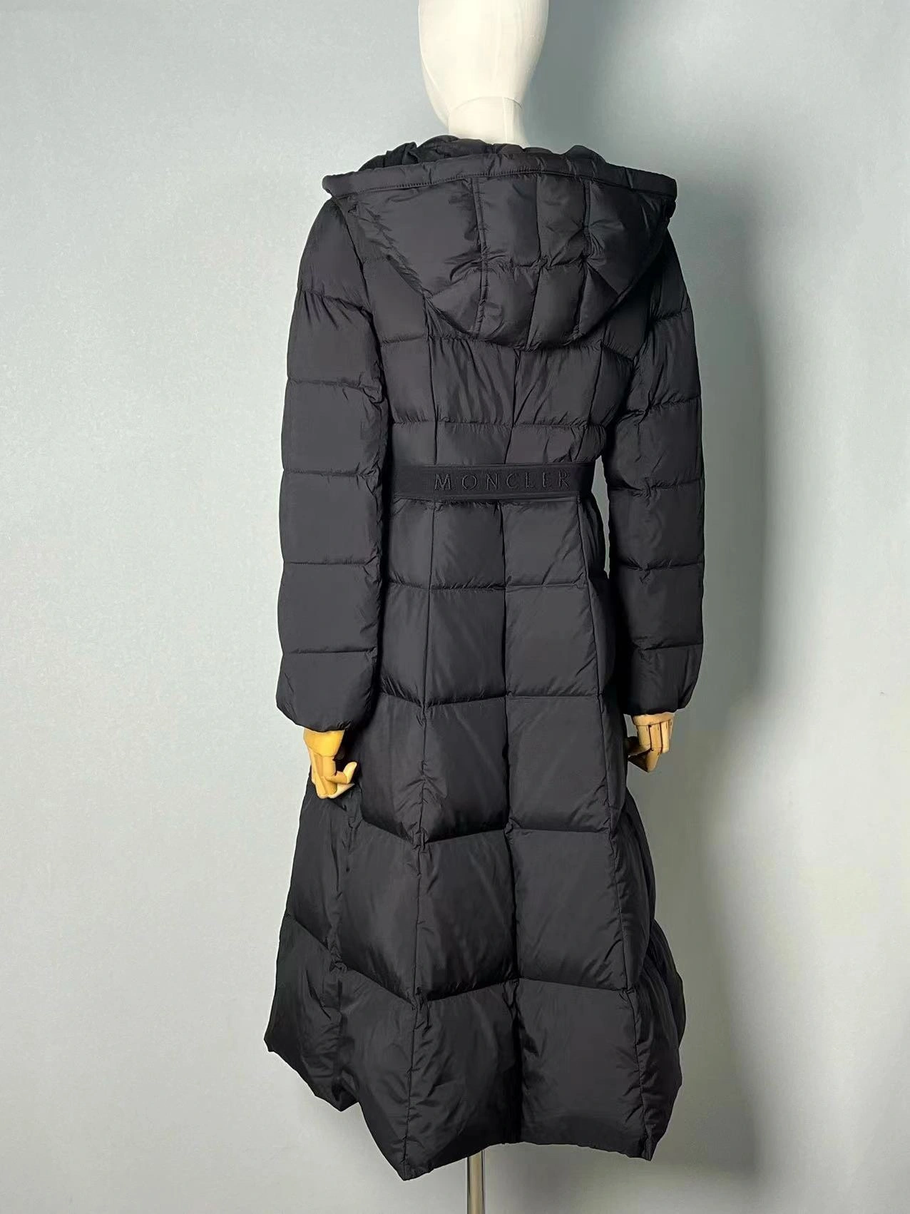 Sophisticated Fendi Down Jackets 123461