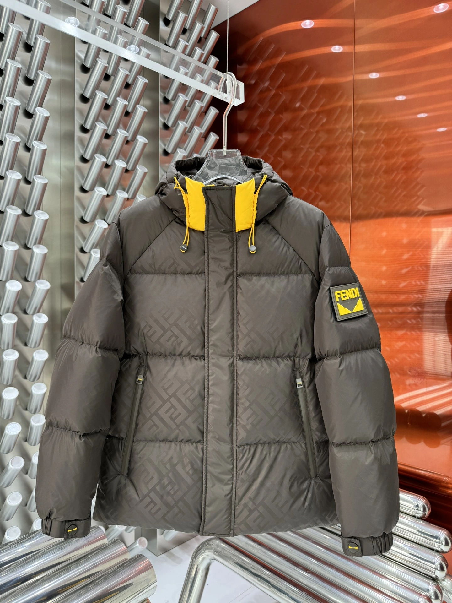 OnTrend Fendi Down Jackets 123460