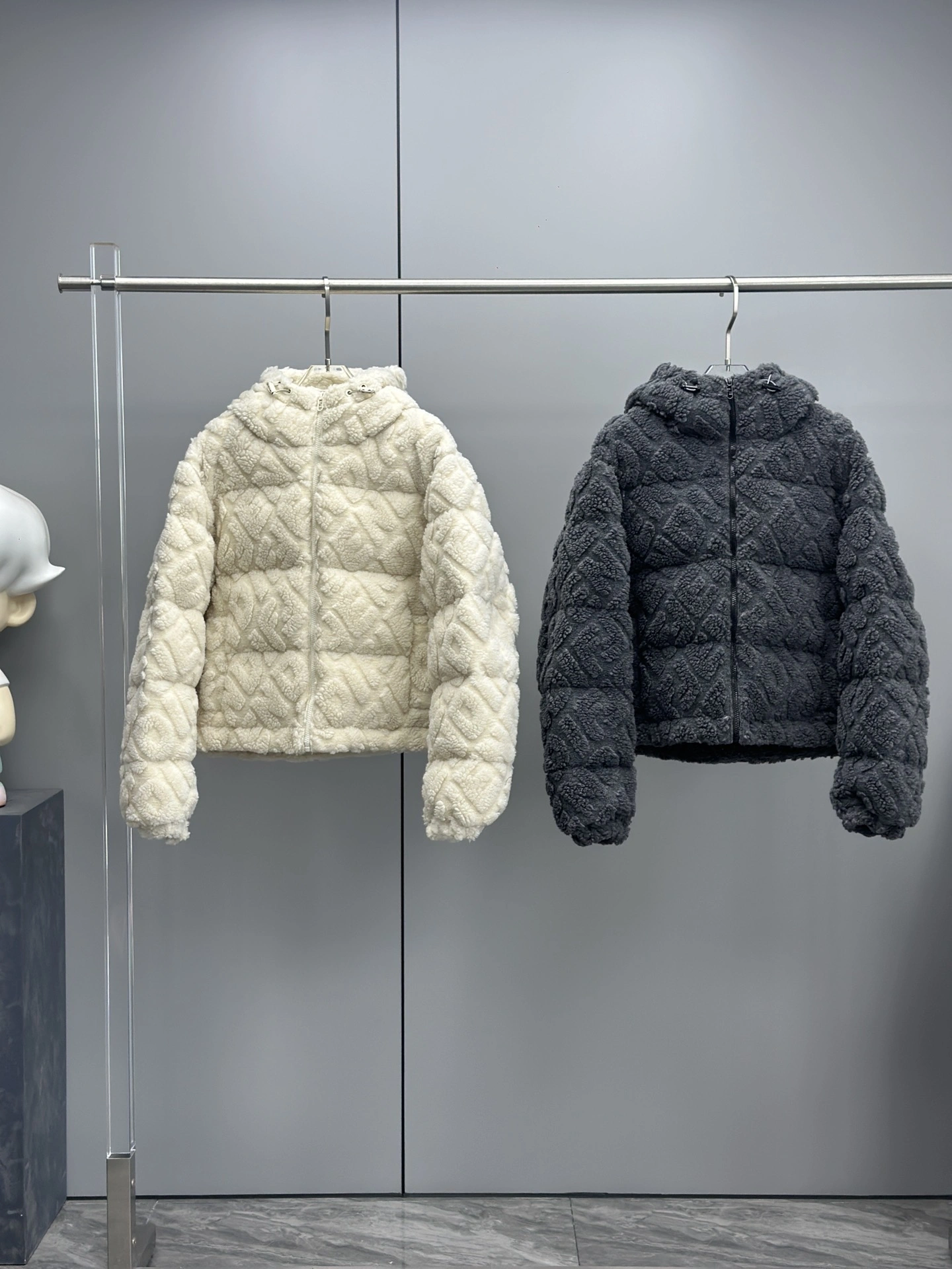 TimelessDesign Fendi Down Jackets 123458