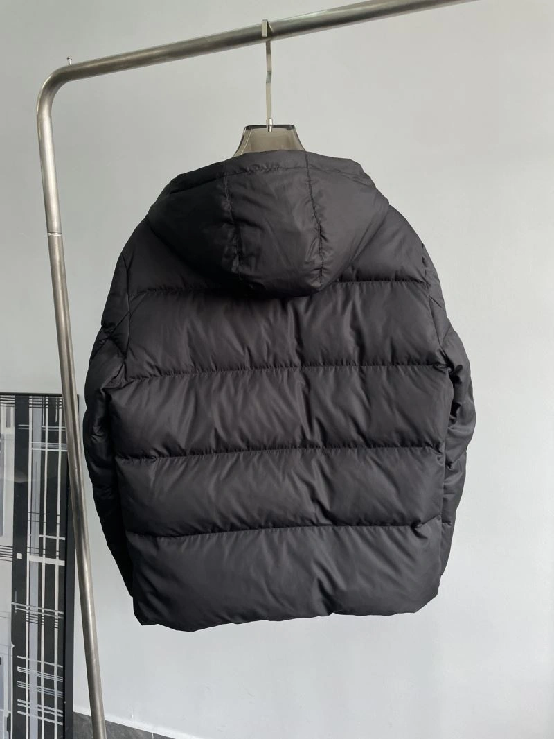 Fendi Down Jackets ComfortFit 123441