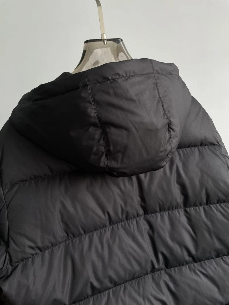 Fendi Down Jackets ComfortFit 123441