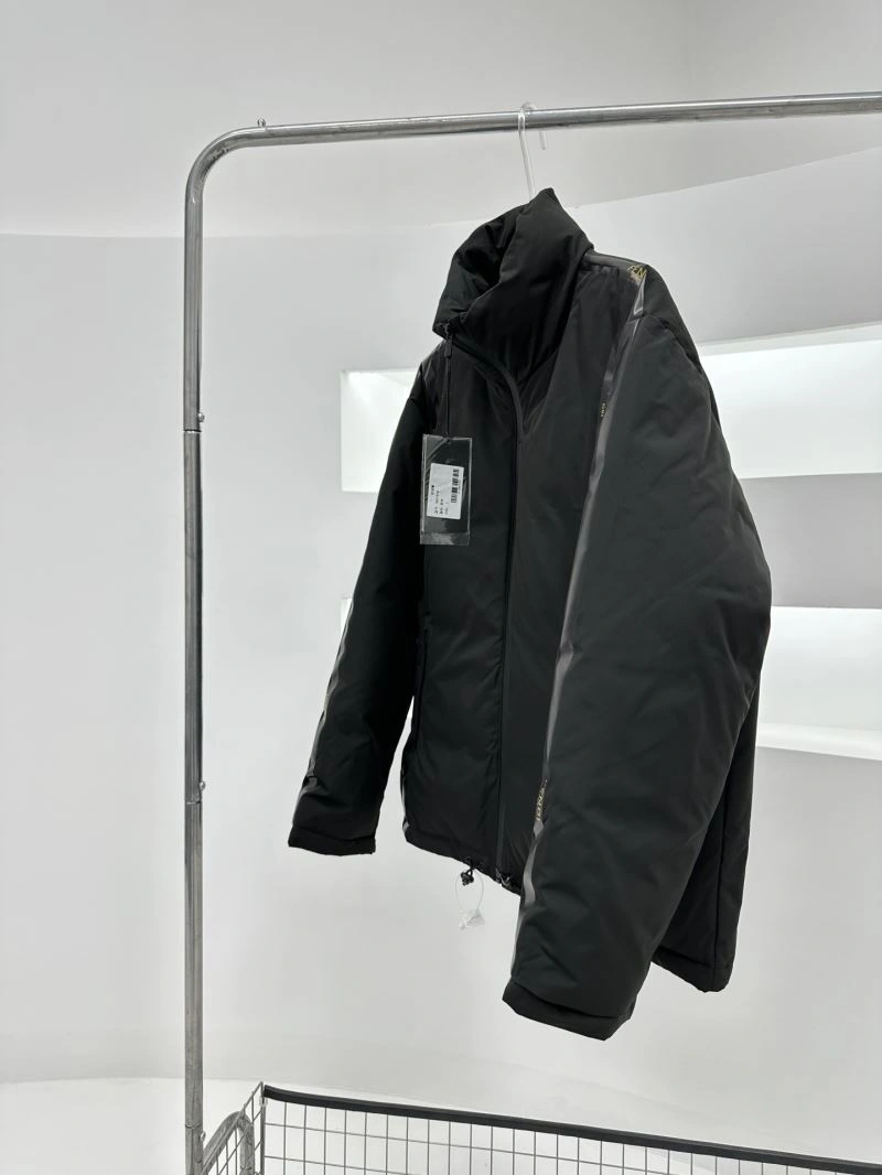Fendi Down Jackets Reliable 123422