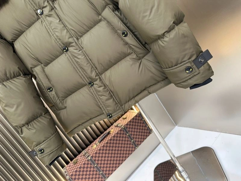 Sophisticated Fendi Down Jackets 123414