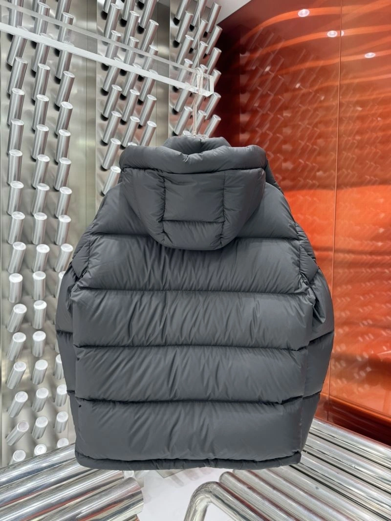 Modern Fendi Down Jackets 123399