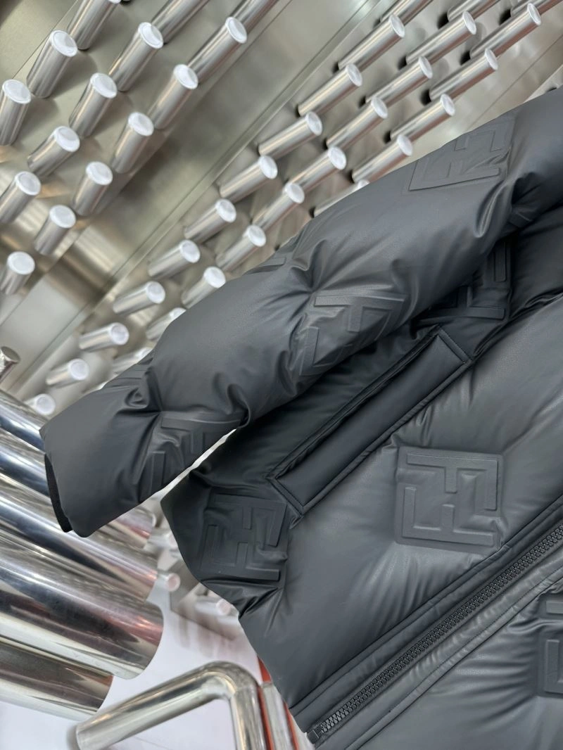 Modern Fendi Down Jackets 123402