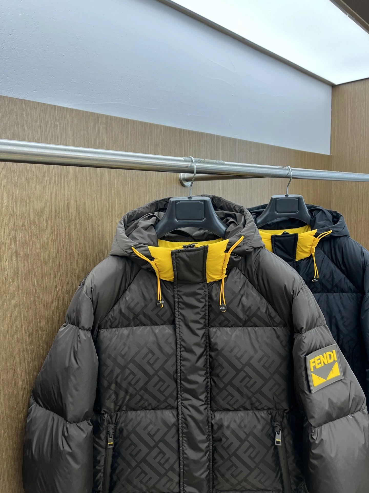 Fendi Down Jackets ComfortFit 123450