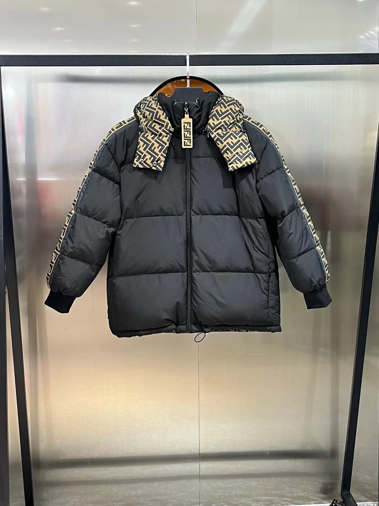 Fendi Down Jackets SportInspired 120362