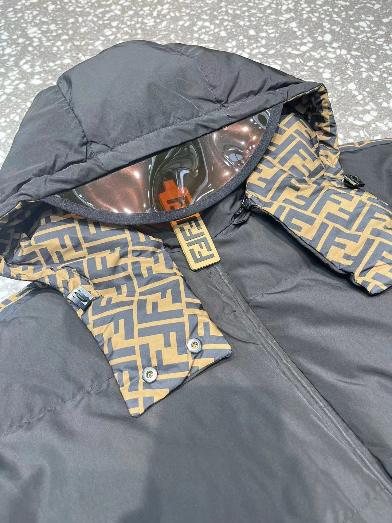 Fendi Down Jackets SportInspired 120362