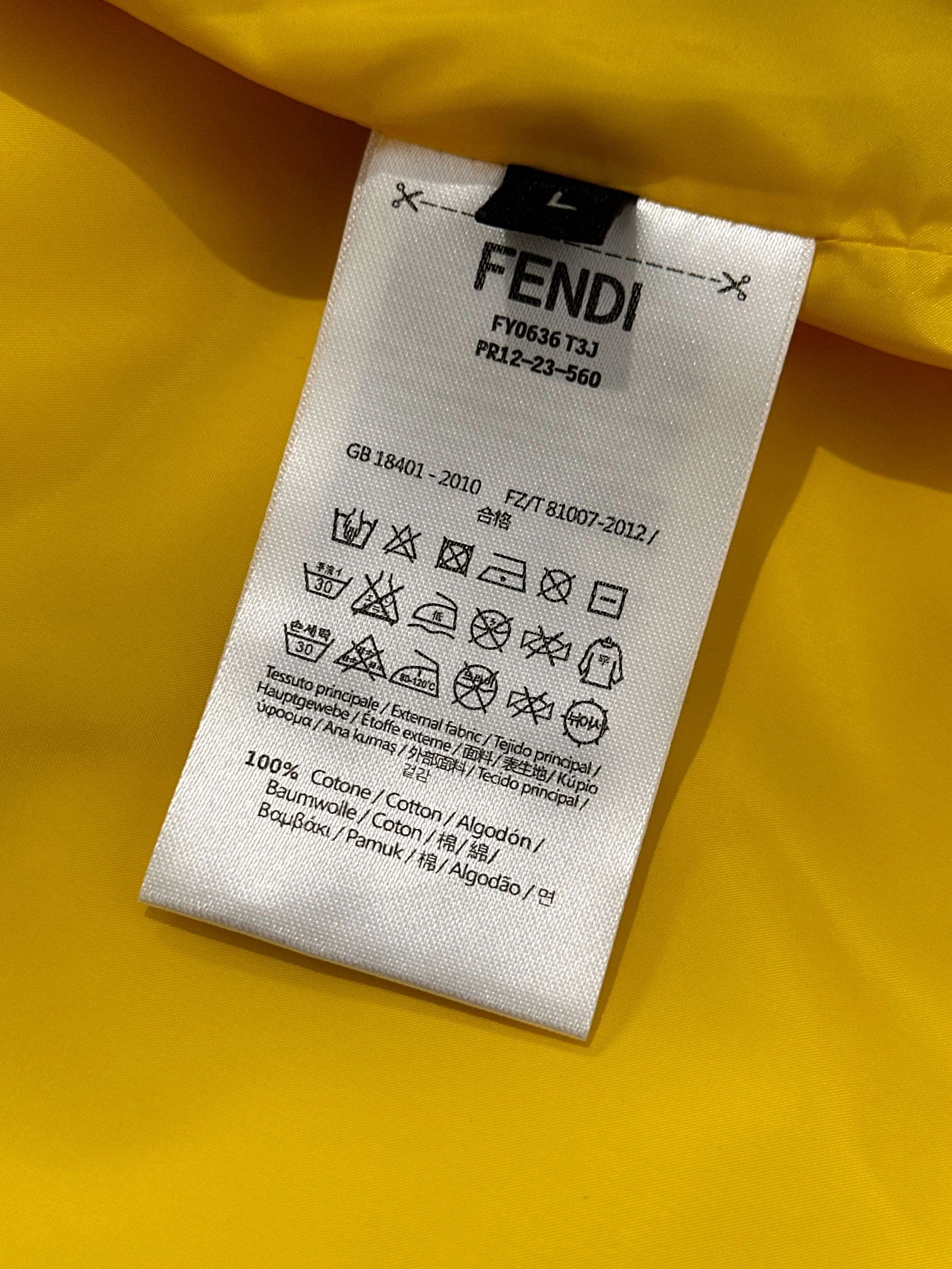 Fendi Down Jackets Timeless 123435
