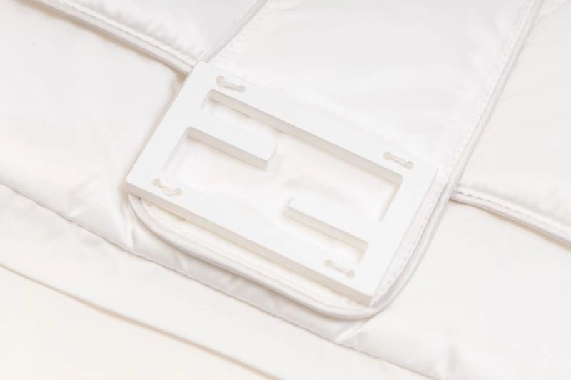 Effortless Fendi Down Jackets 123401