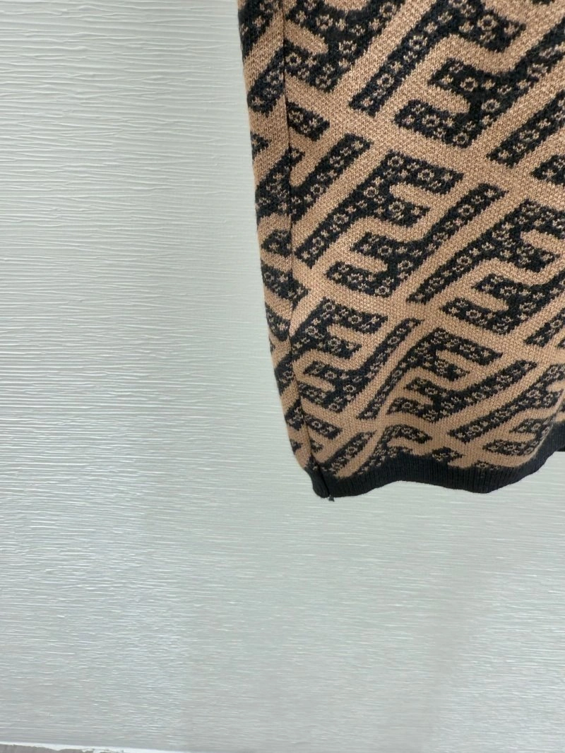 Comfortable Fendi Dress Suits 120476