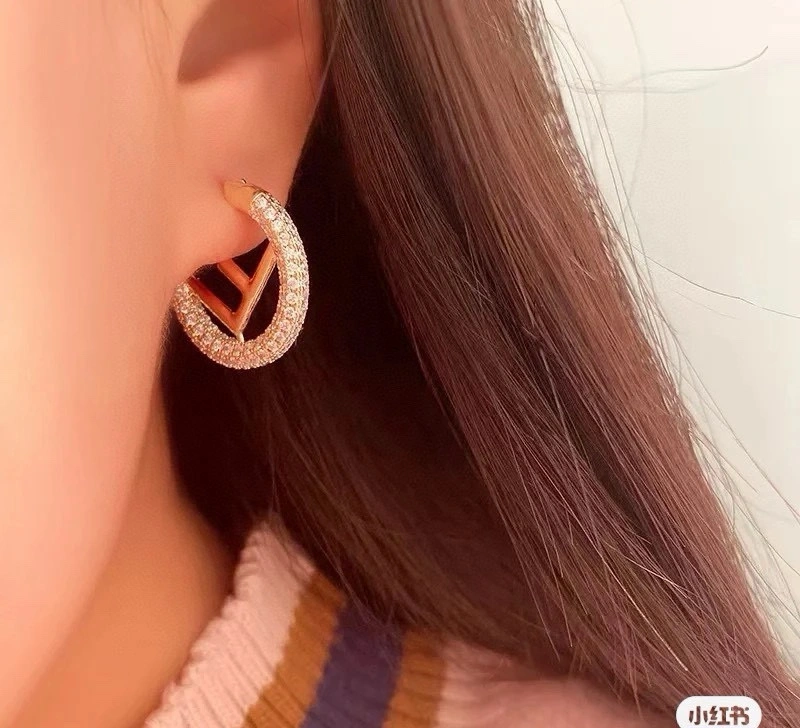 Flexible Fendi Earrings 213518