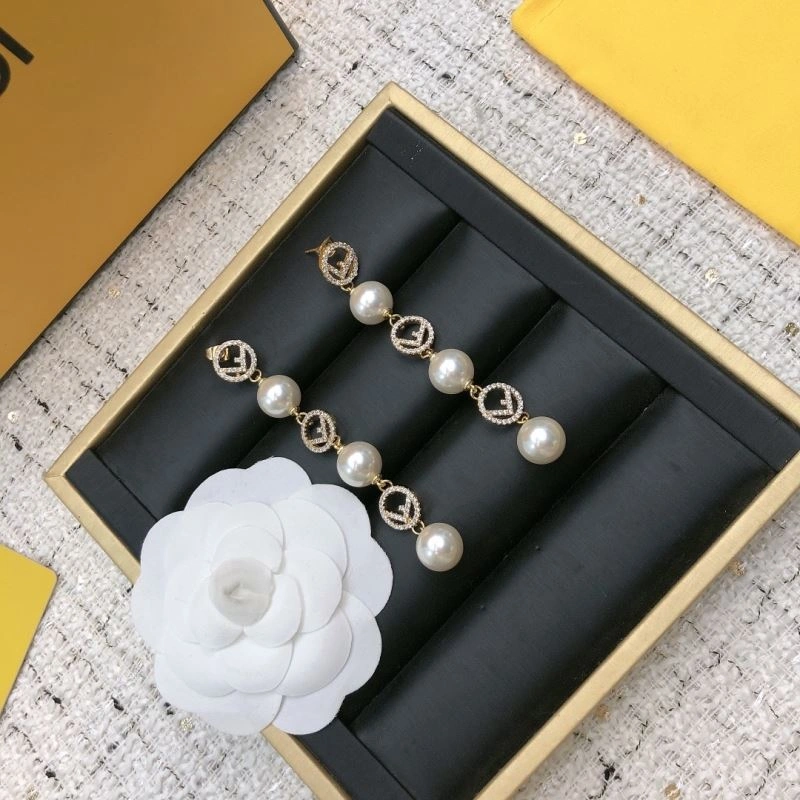 Fendi Earrings Elegant 212618