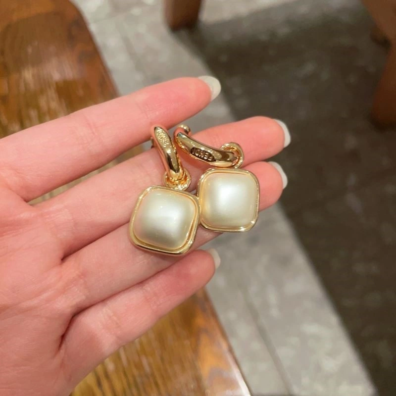 Fendi Earrings Supportive 209889