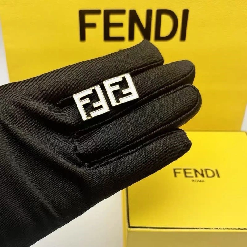 Fendi Earrings Sleek 209362