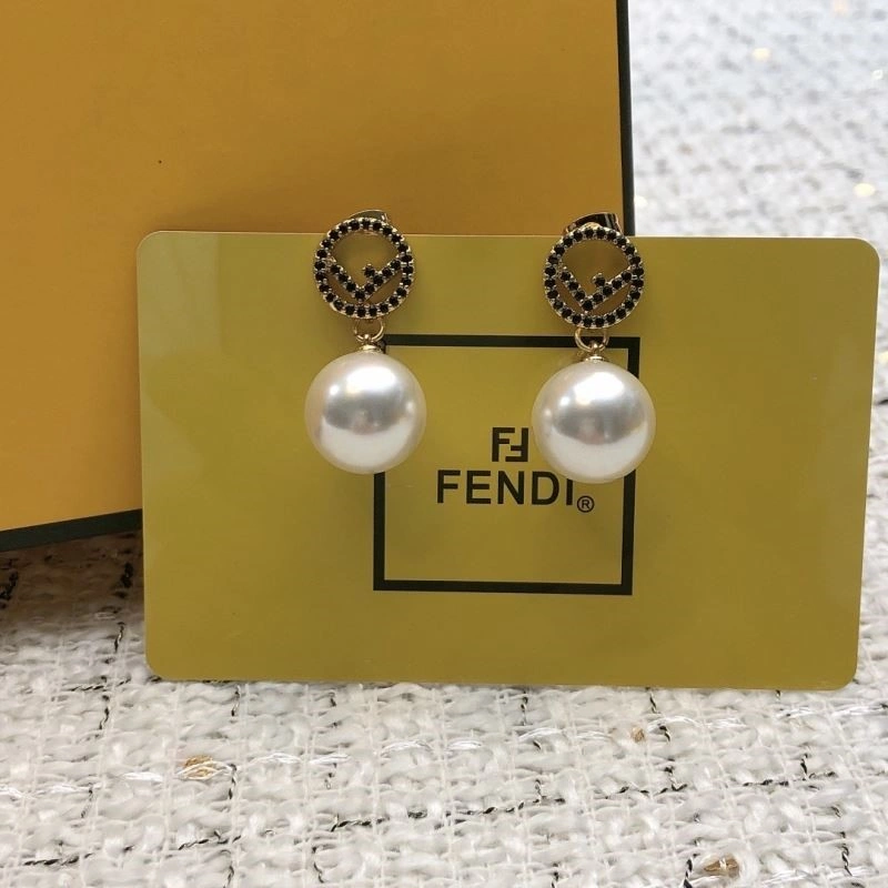 Fendi Earrings TimelessDesign 208778