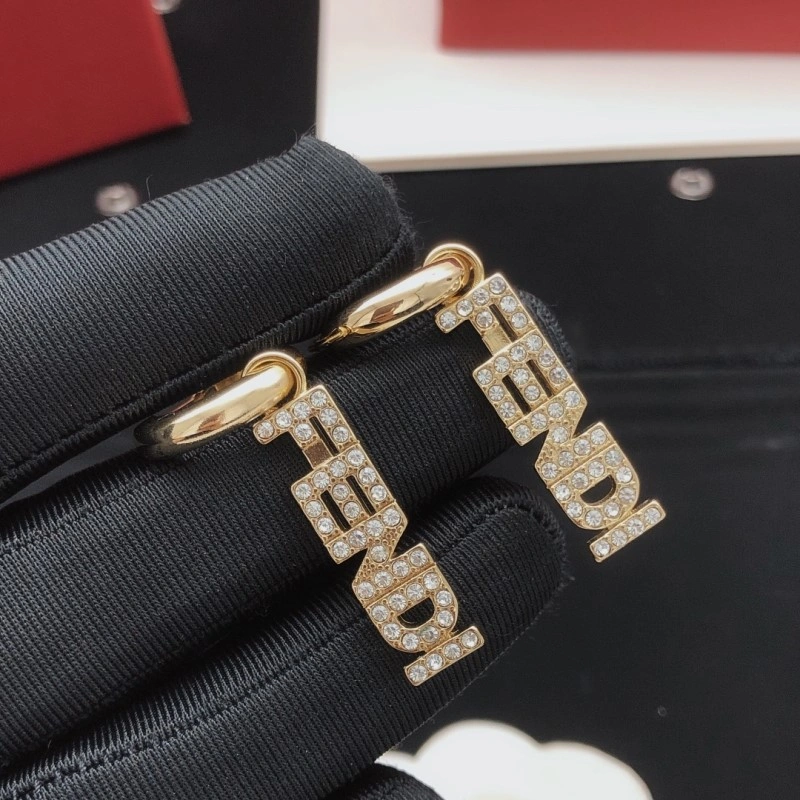 Fendi Earrings Versatile 208065