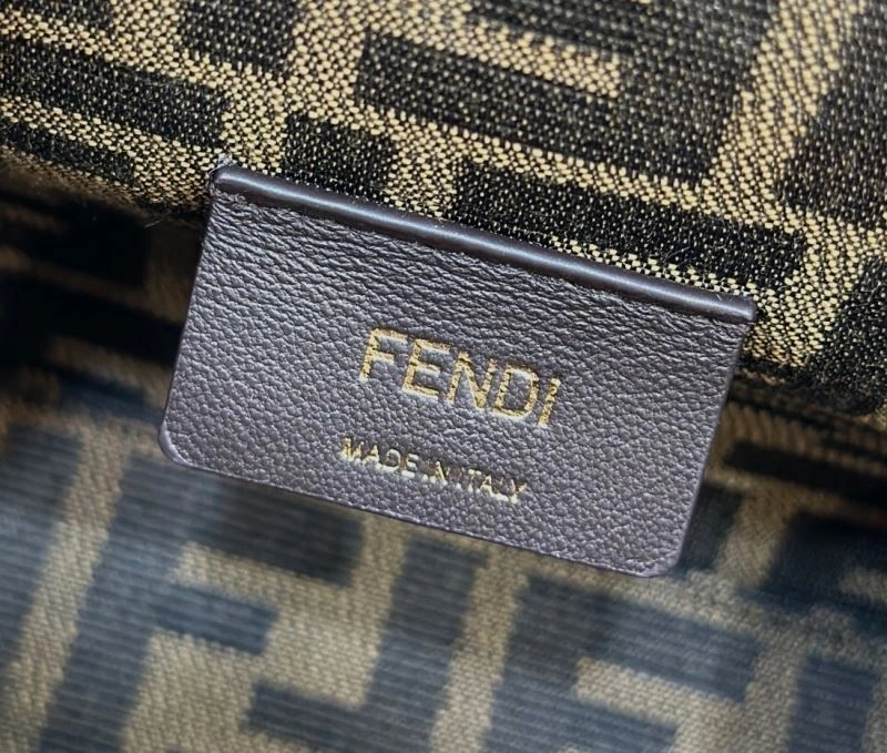 Fendi First Bags Versatile 57931