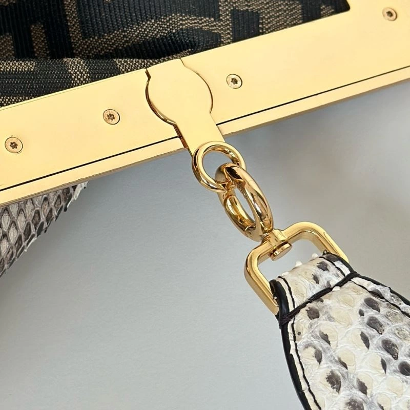 Trendsetting Fendi First Bags 57901