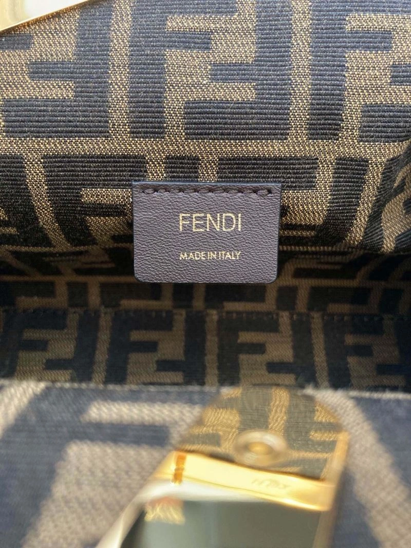 Lightweight Fendi First Bags 57869