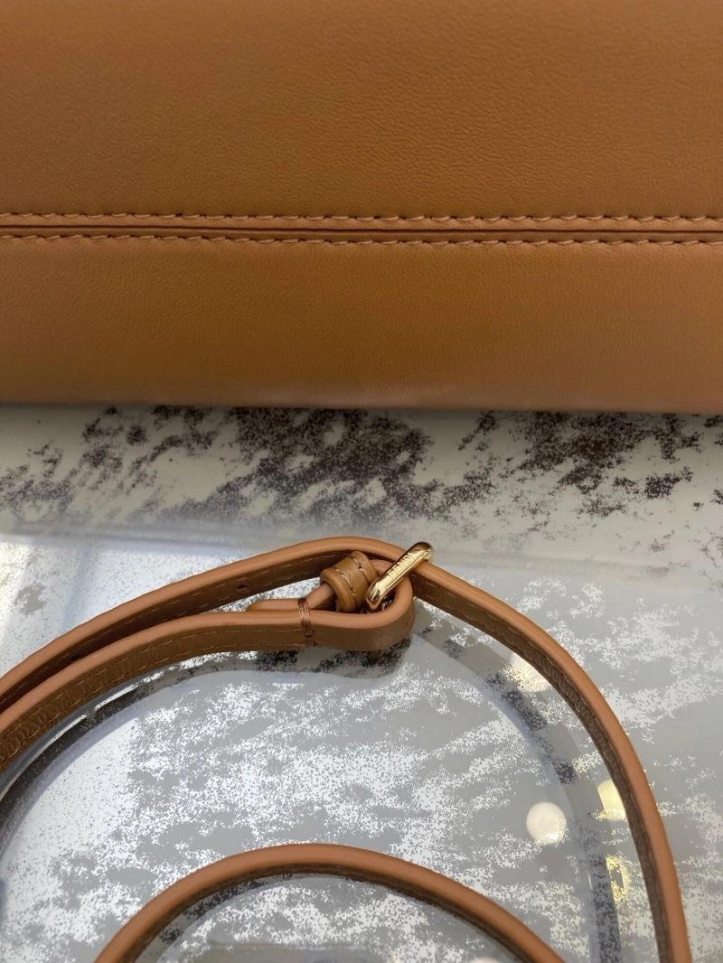 Lightweight Fendi First Bags 57869
