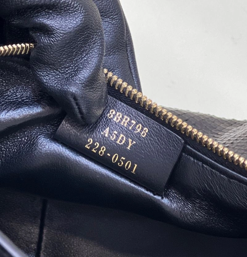 Fendi Graphy Bags Snug 57844