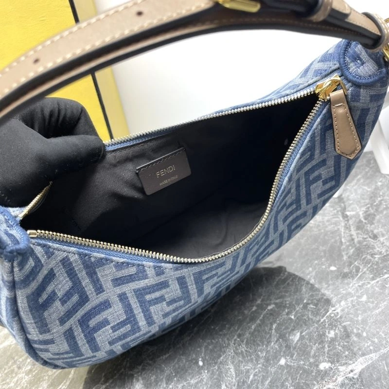 Fendi Graphy Bags Functional 57811