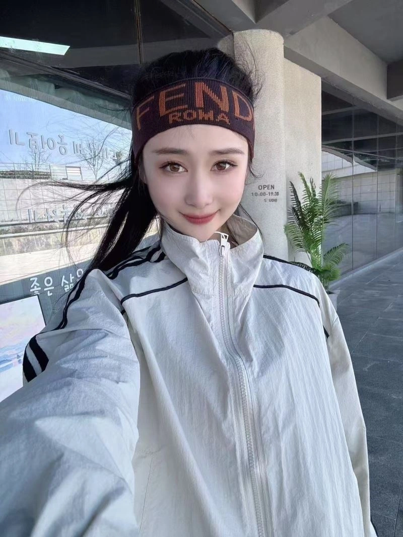 UrbanChic Fendi Hair Hoop 263108