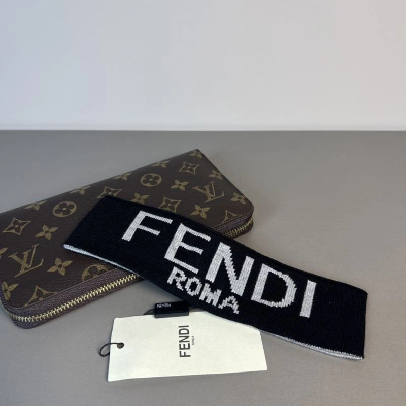 Youthful Fendi Hair Hoop 263105
