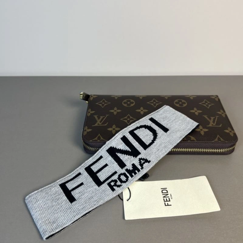 Youthful Fendi Hair Hoop 263105