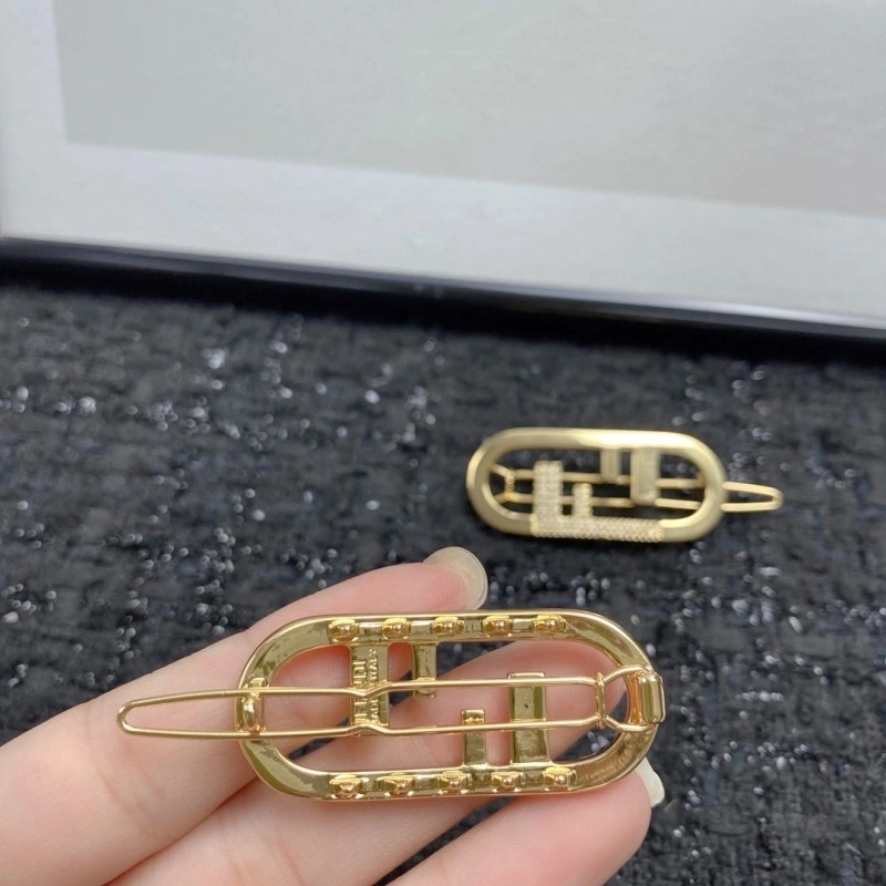 Fendi Hairpins Resilient 208060