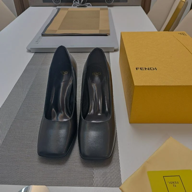 Fendi Heeled Shoes Compact 23491