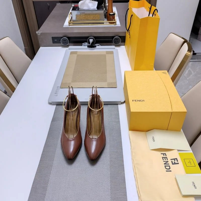 Packable Fendi Heeled Shoes 23490
