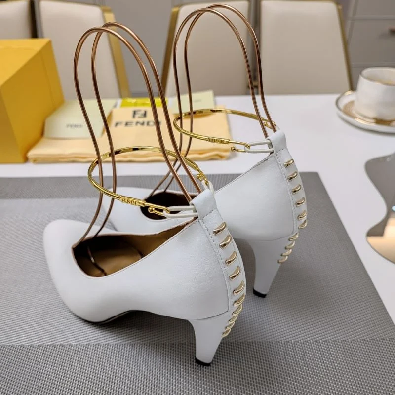 Functional Fendi Heeled Shoes 23495
