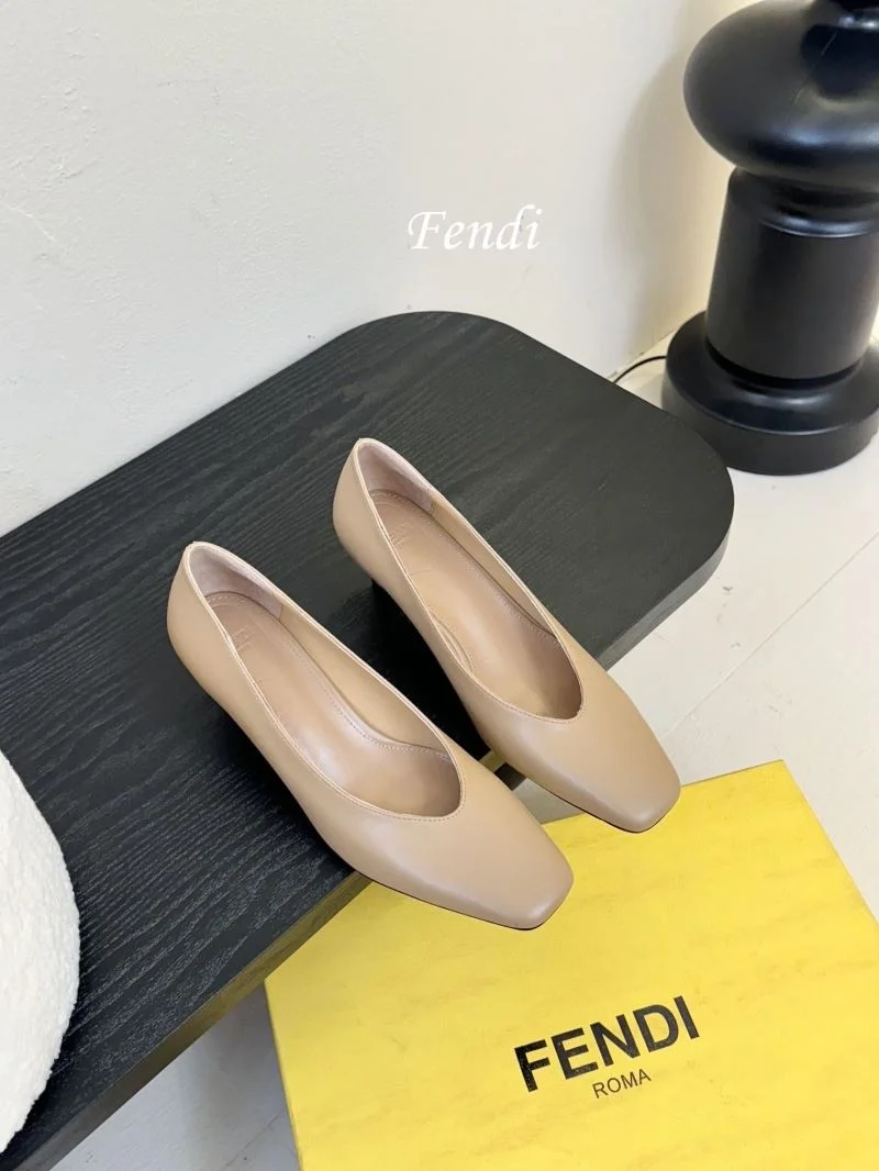 Practical Fendi Heeled Shoes 23756
