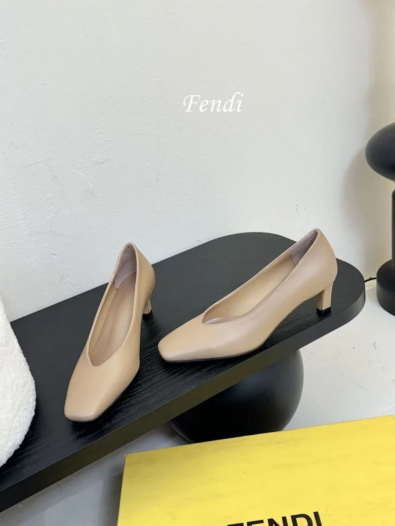 Practical Fendi Heeled Shoes 23756