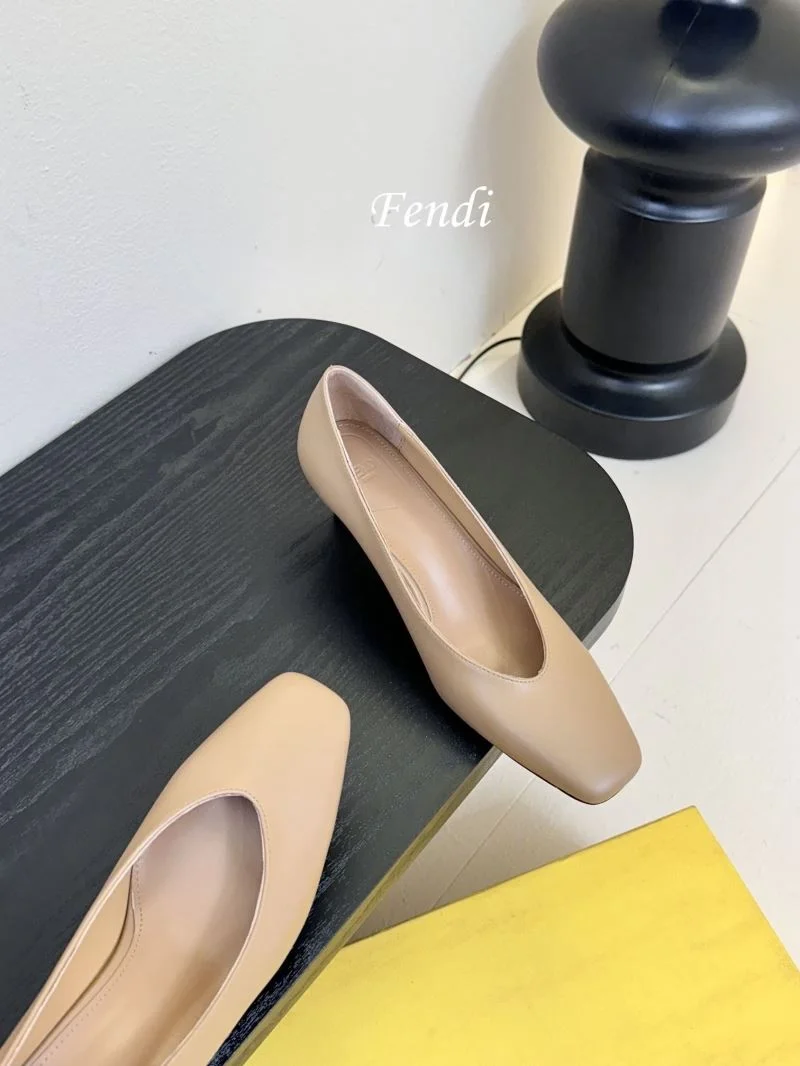 Practical Fendi Heeled Shoes 23756
